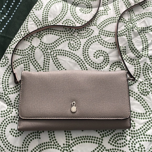 NWOT- London Fog Grey & Pink Crossbody Bag - Picture 1 of 11